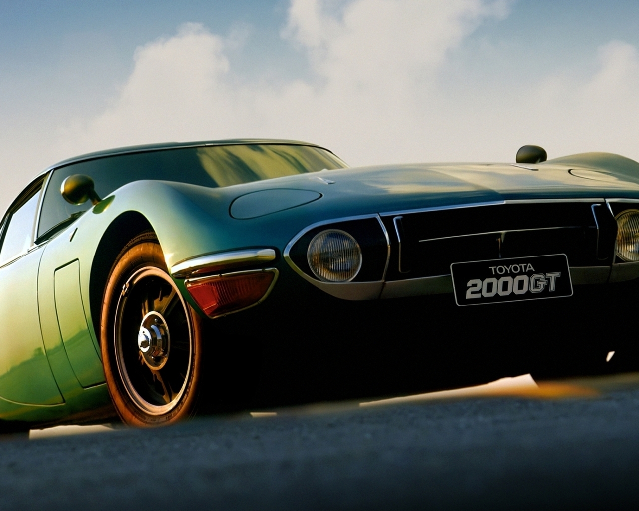 Toyota 2000 GT for 1280 x 1024 resolution