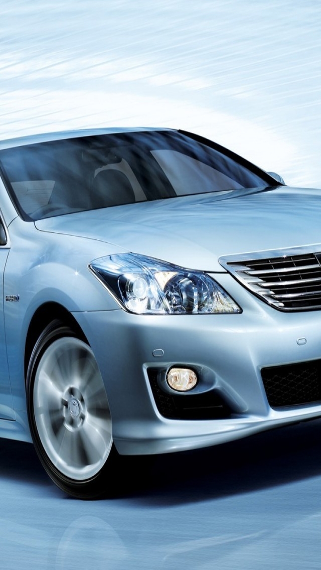 Toyota Crown Hybrid for 640 x 1136 iPhone 5 resolution