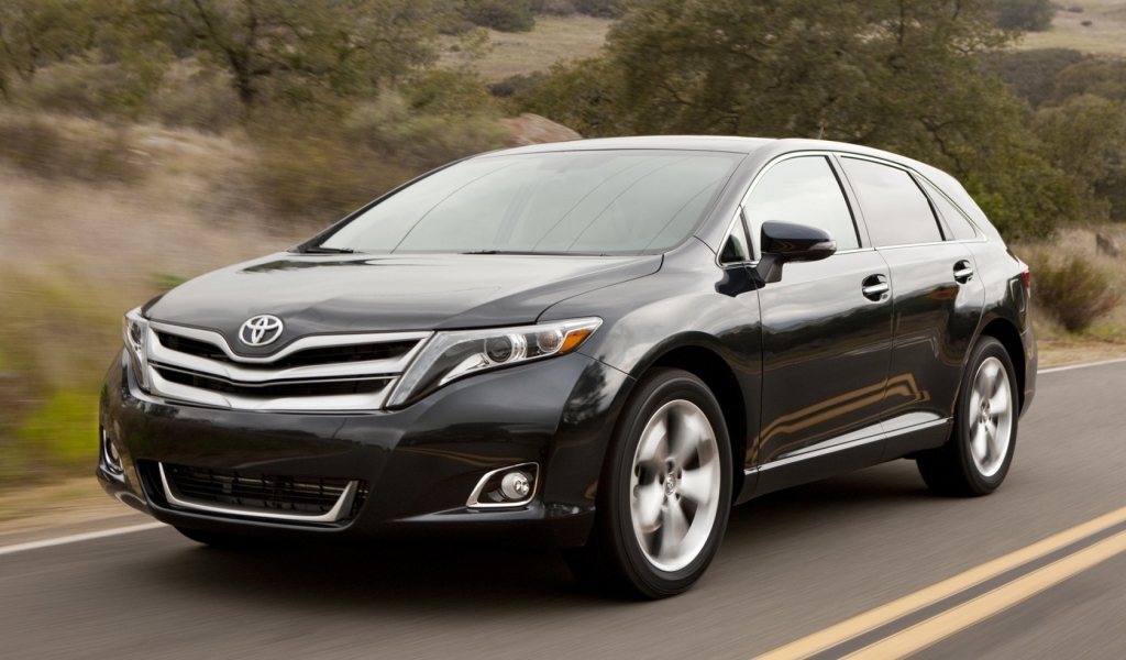 Toyota Venza Crossover for 1024 x 600 widescreen resolution