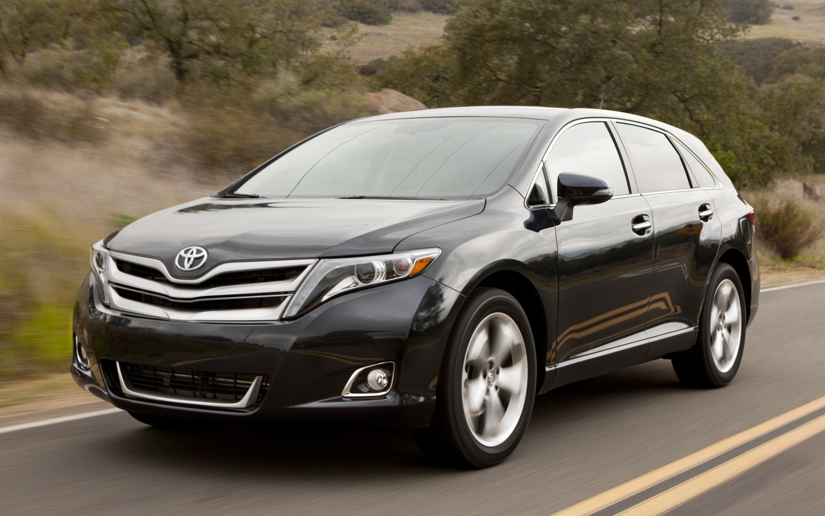 Toyota Venza Crossover for 1680 x 1050 widescreen resolution