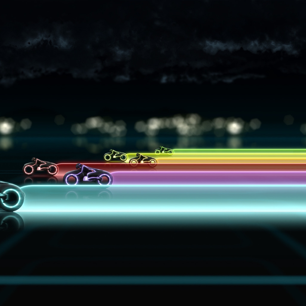 Tron Legacy Race for 1024 x 1024 iPad resolution