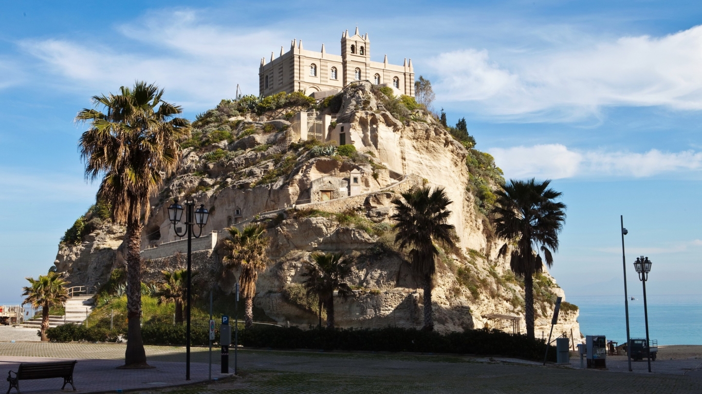 Tropea Castle View for 1366 x 768 HDTV resolution