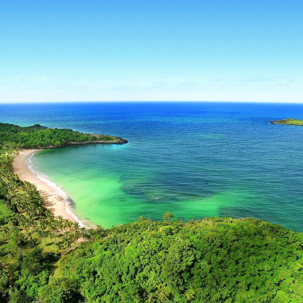 Tropical Beach island for 1024 x 1024 iPad resolution
