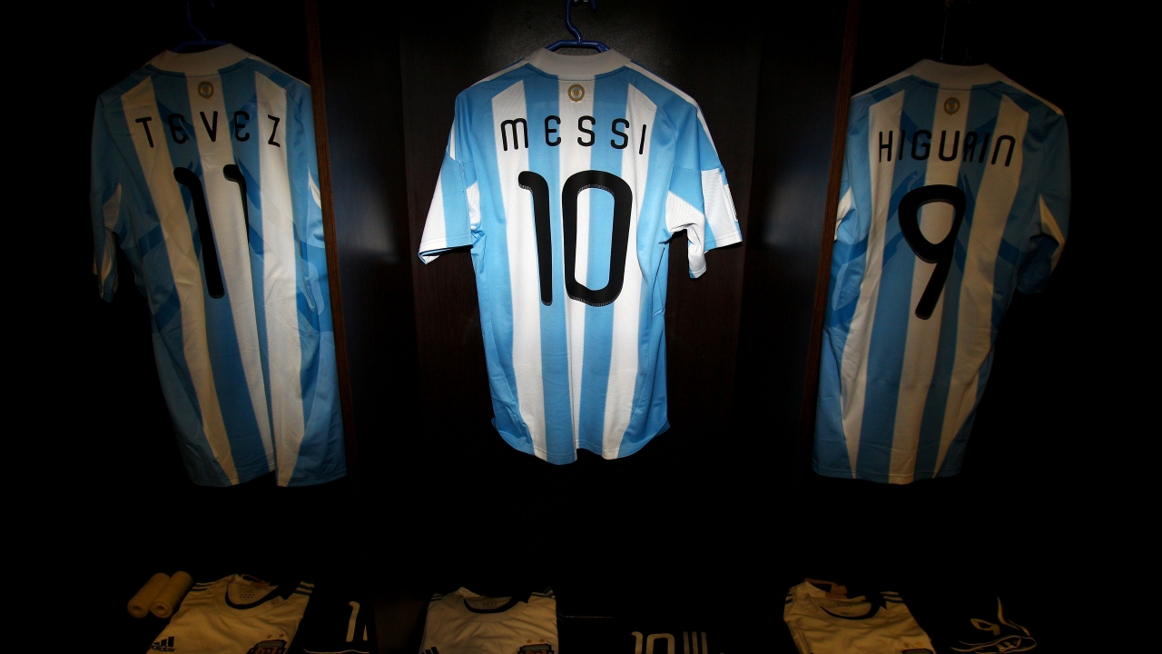Tshirt of Messi, Tevez and Higuain for 1280 x 720 HDTV 720p resolution
