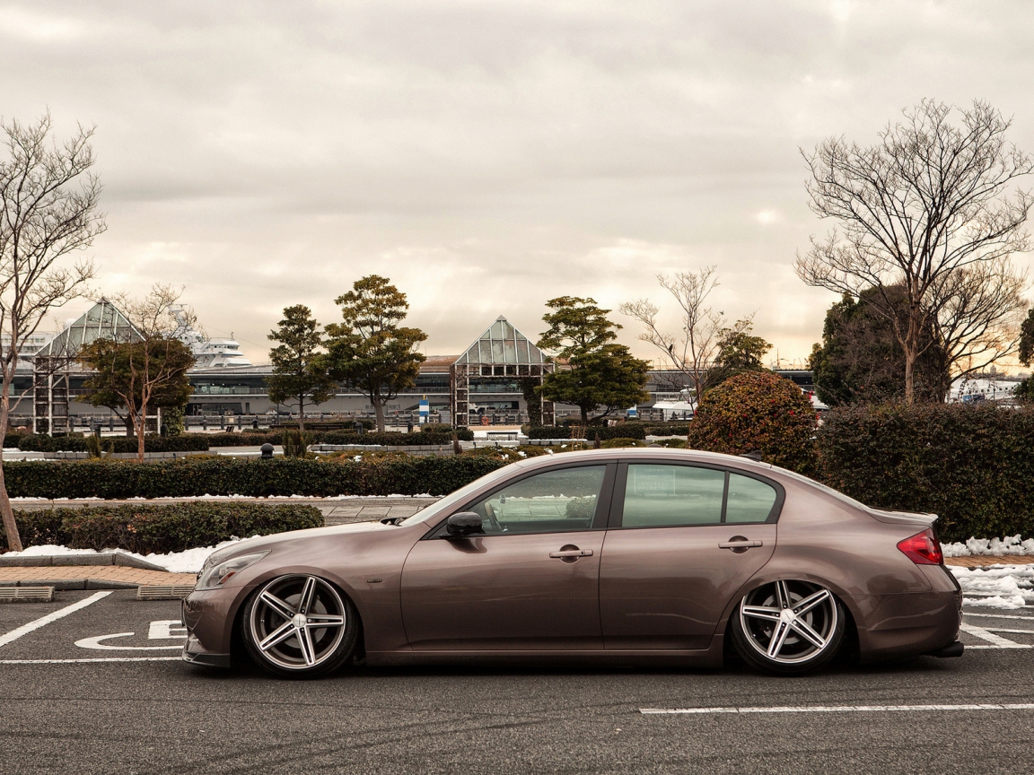 Tuned G35 Infiniti Side for 1152 x 864 resolution