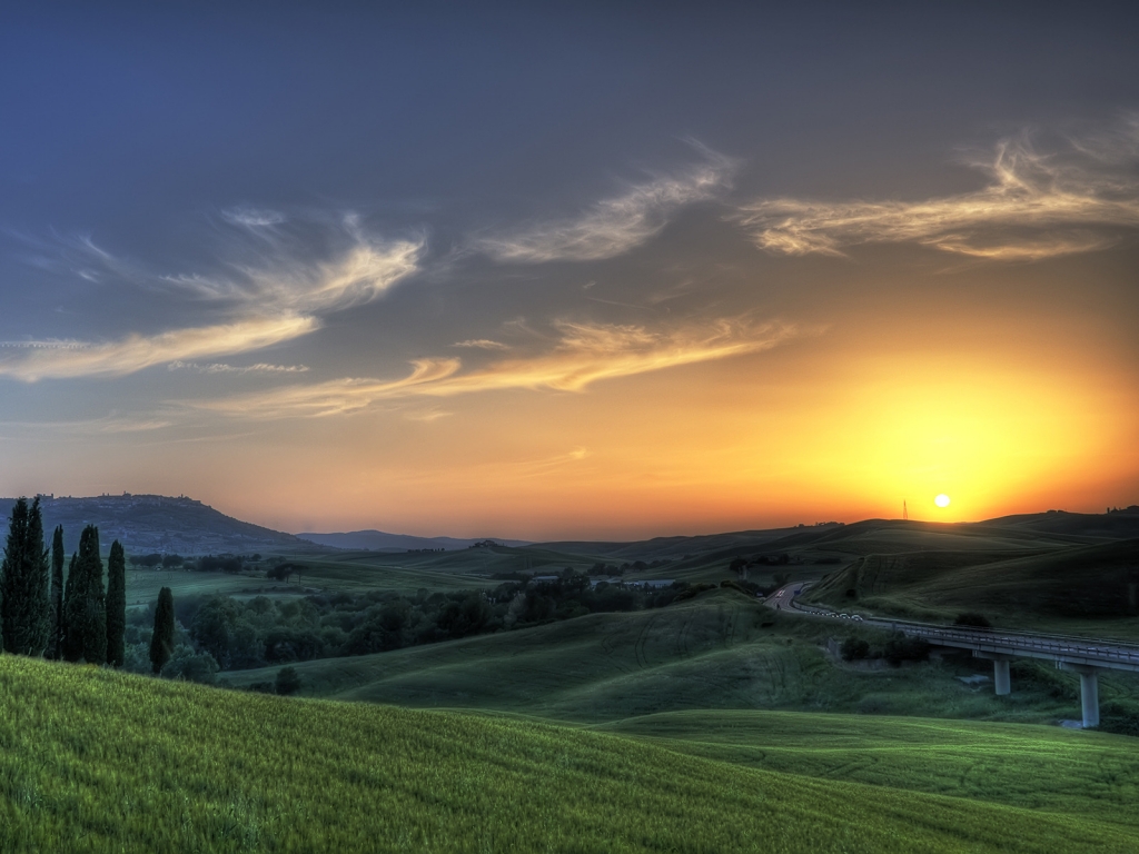 Tuscan Sunset for 1024 x 768 resolution
