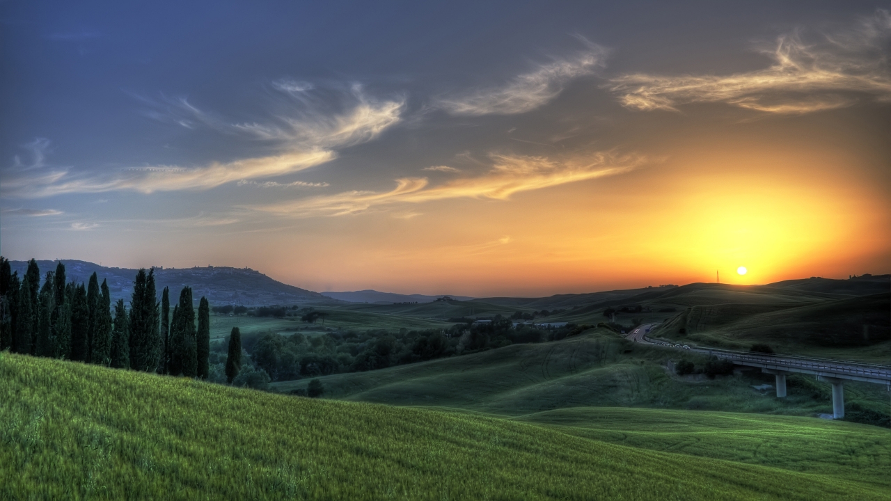 Tuscan Sunset for 1280 x 720 HDTV 720p resolution