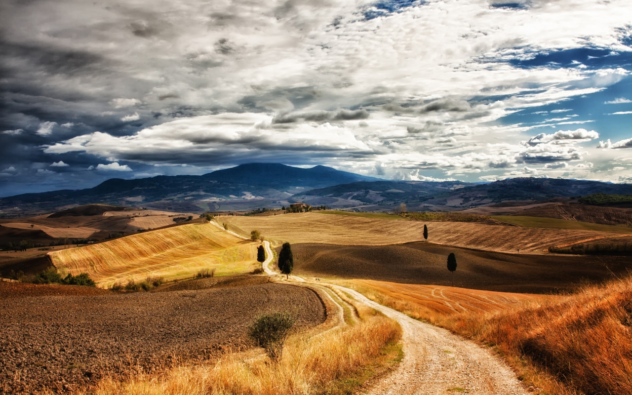 Tuscany Landscape for 1280 x 800 widescreen resolution