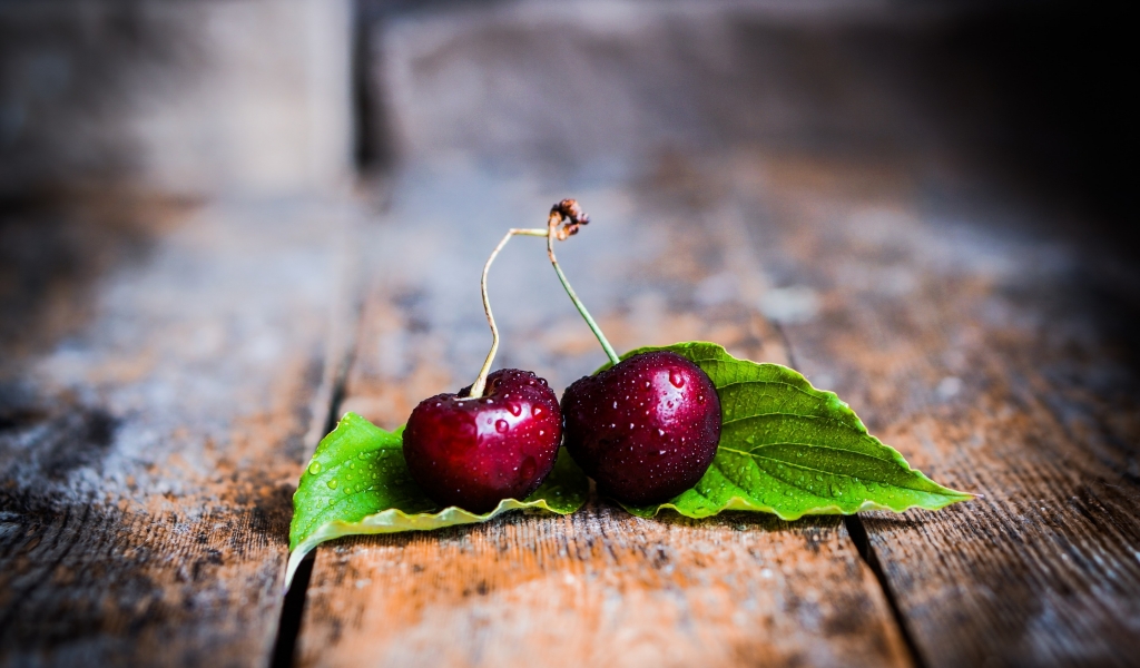 Two Cherries with Leaves for 1024 x 600 widescreen resolution