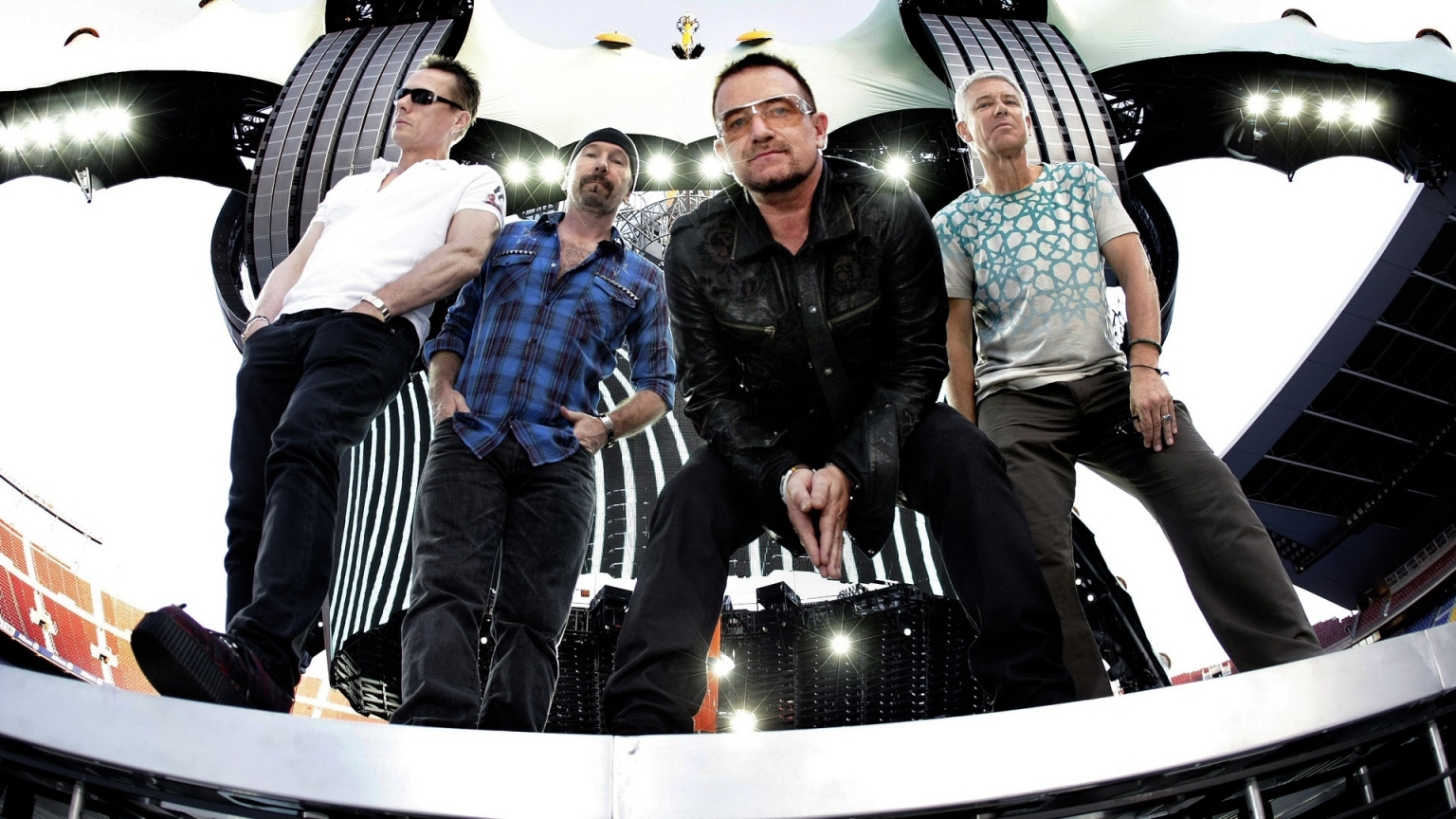 U2 band members for 1536 x 864 HDTV resolution