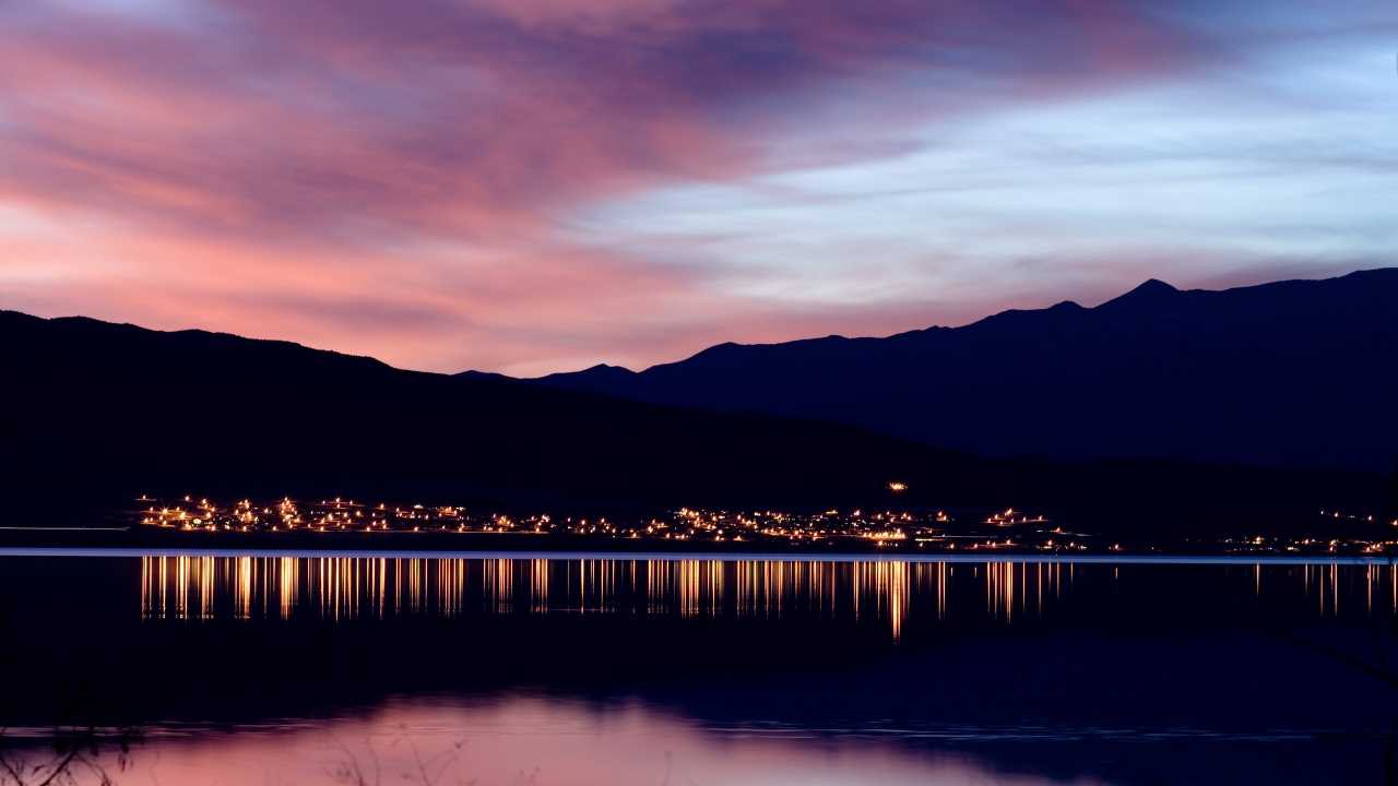 Utah Lake at Dusk for 1280 x 720 HDTV 720p resolution