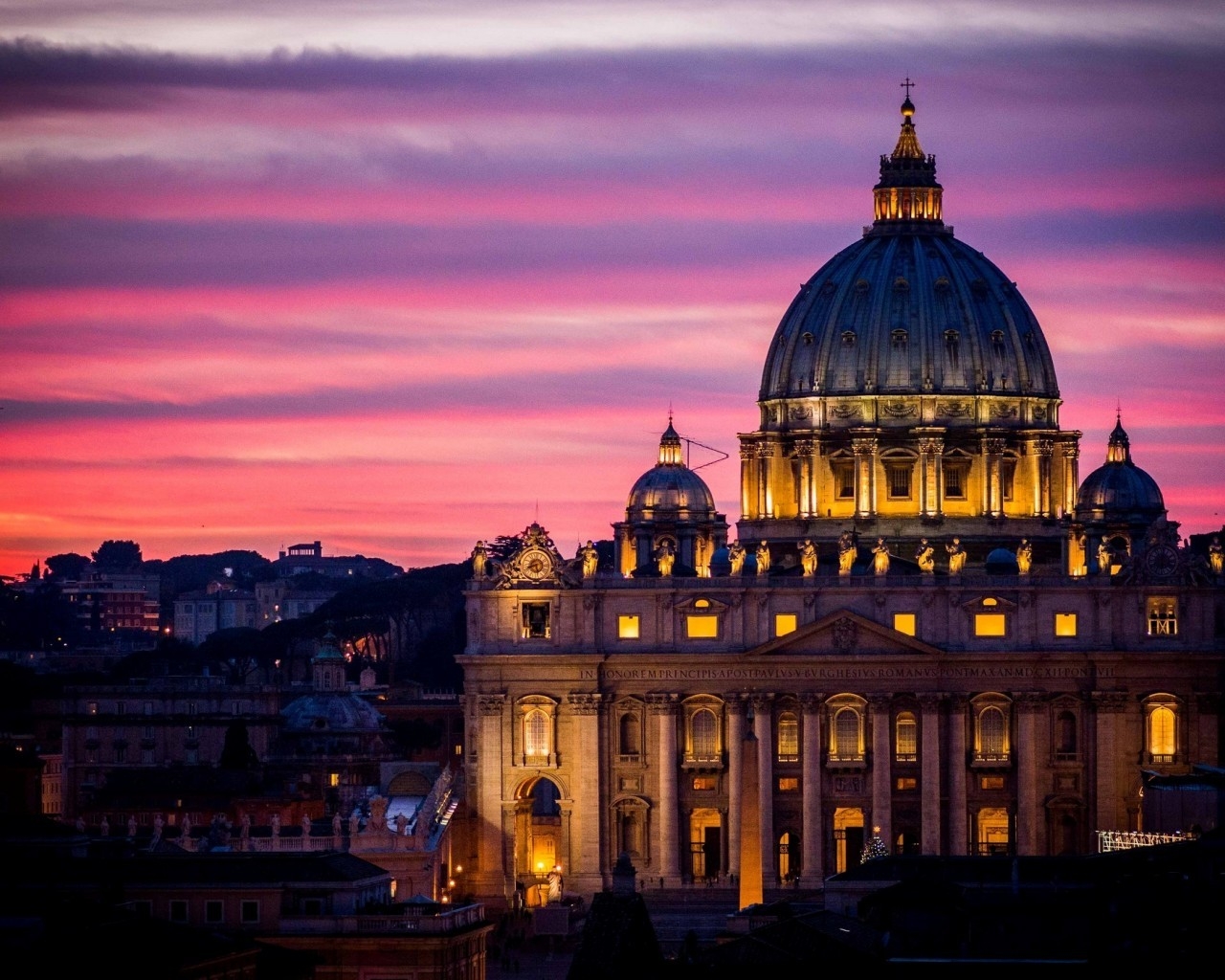 Vatican Night View for 1280 x 1024 resolution