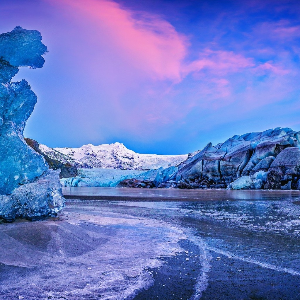 Vatna Glacier Icelend for 1024 x 1024 iPad resolution