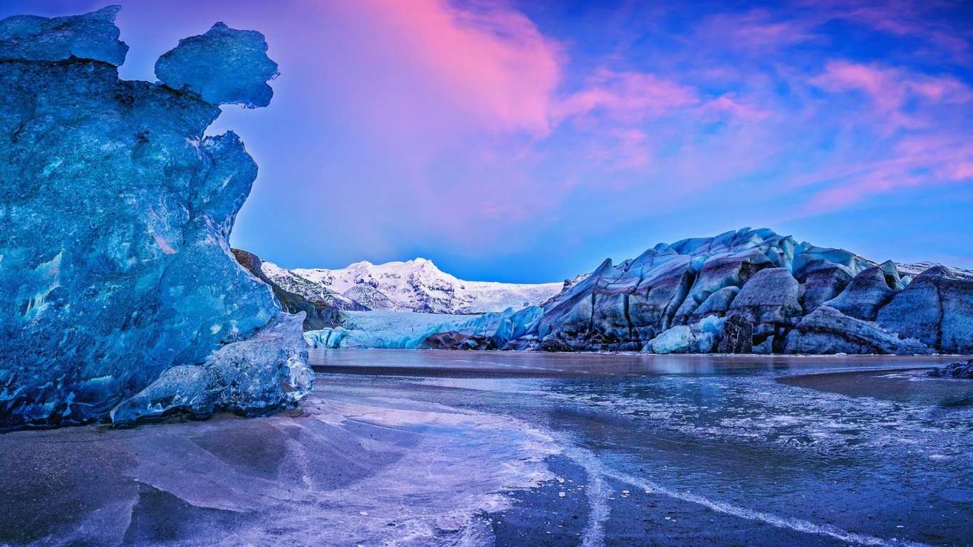Vatna Glacier Icelend for 1366 x 768 HDTV resolution