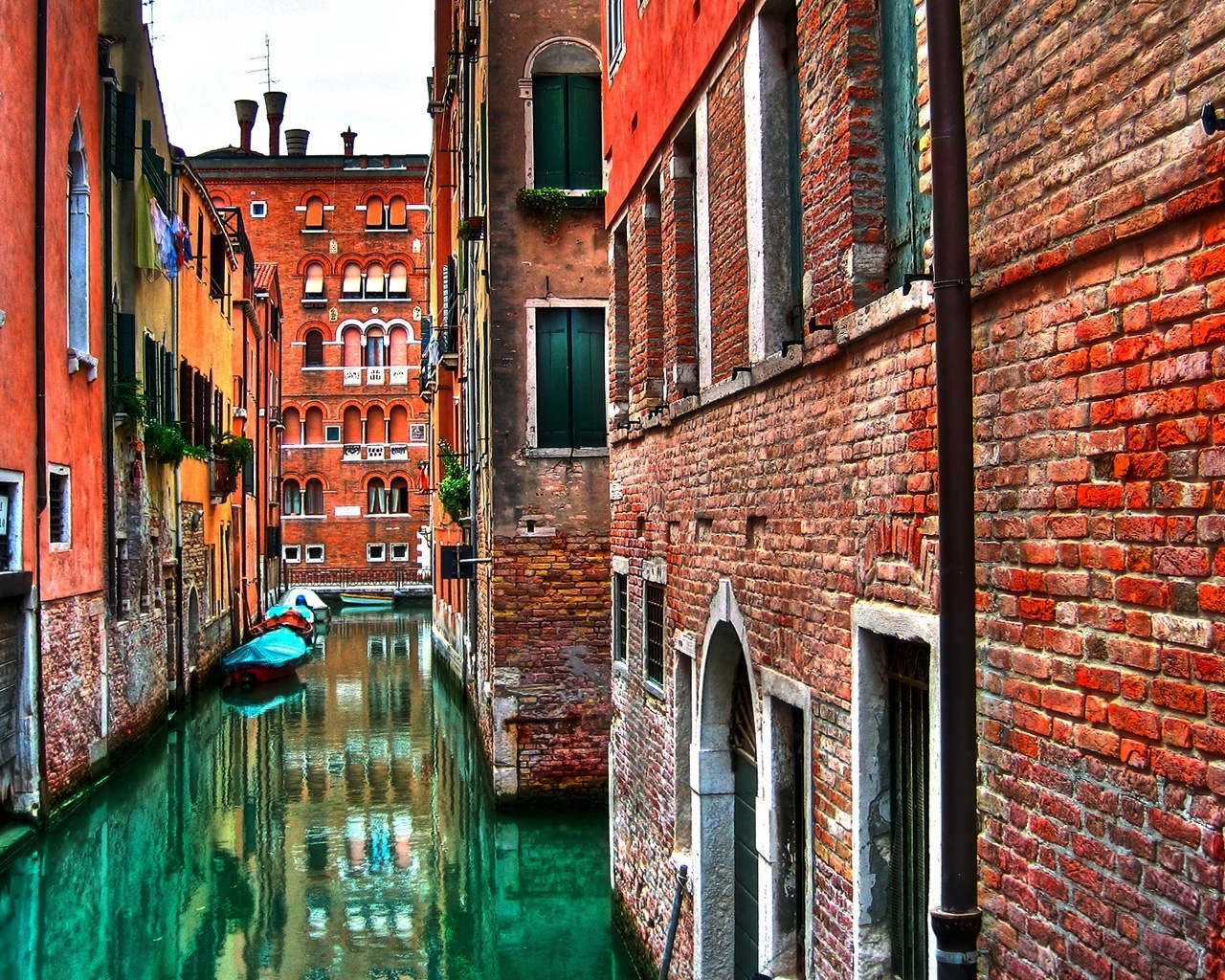 Venetian Roads for 1280 x 1024 resolution