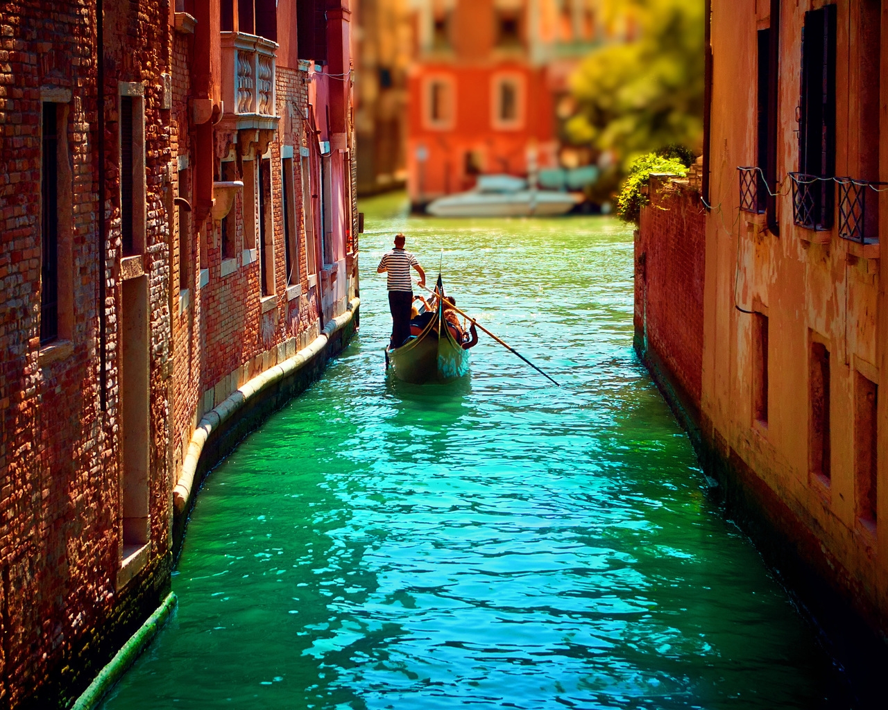 Venice Canal for 1280 x 1024 resolution