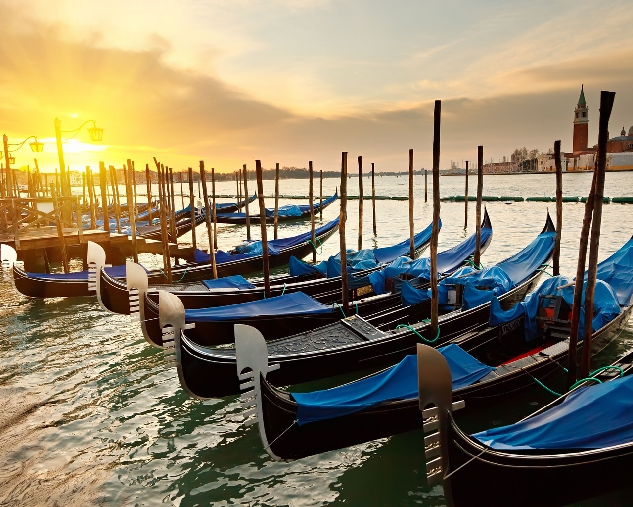 Venice Sunrise for 1280 x 1024 resolution