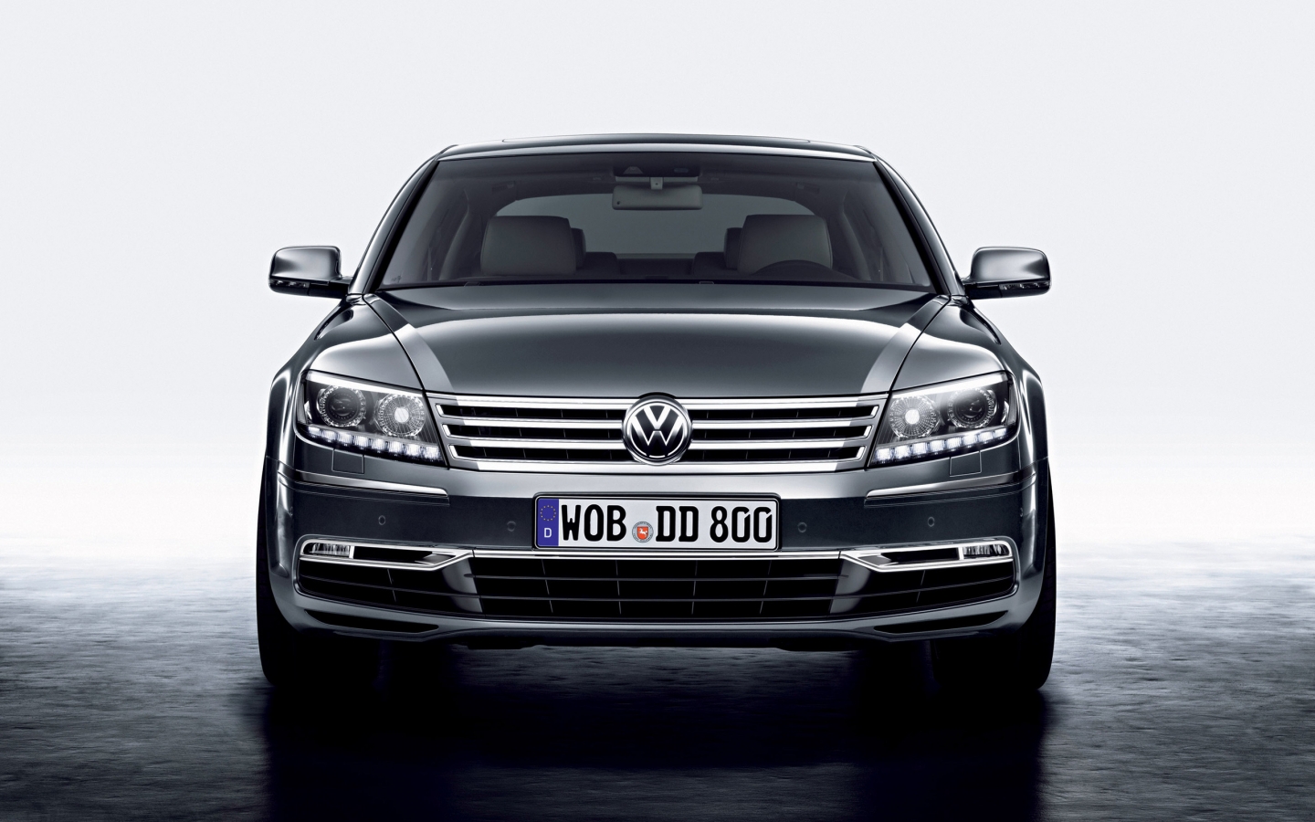 Volkswagen Phaeton Front for 1440 x 900 widescreen resolution