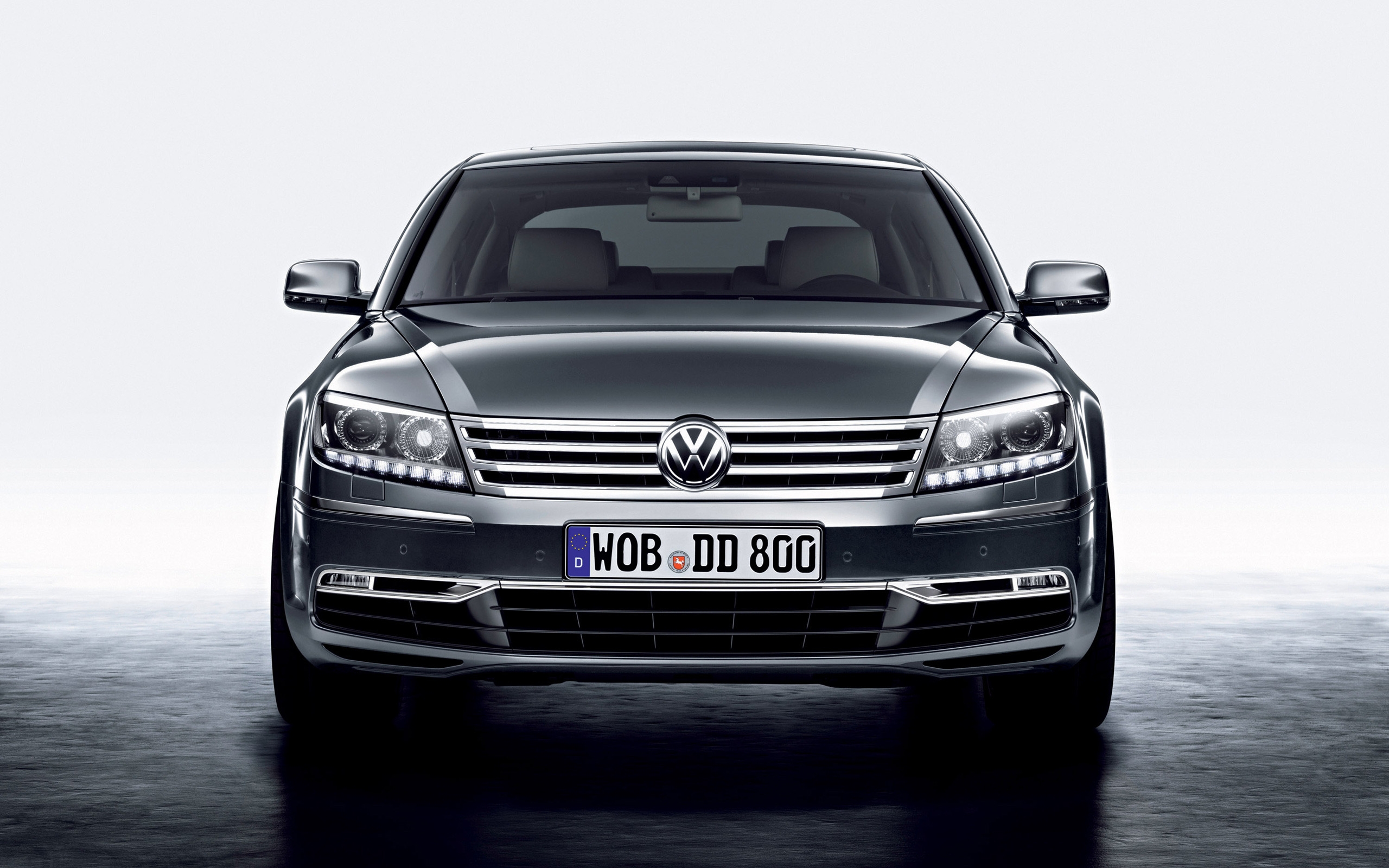 Volkswagen Phaeton Front for 2560 x 1600 widescreen resolution