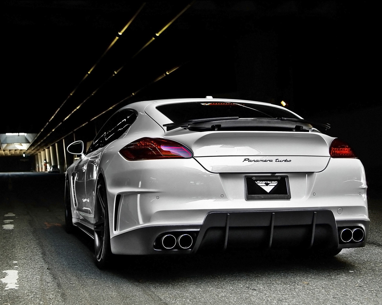 Vorsteiner Porsche V PT Panamera Rear for 1280 x 1024 resolution