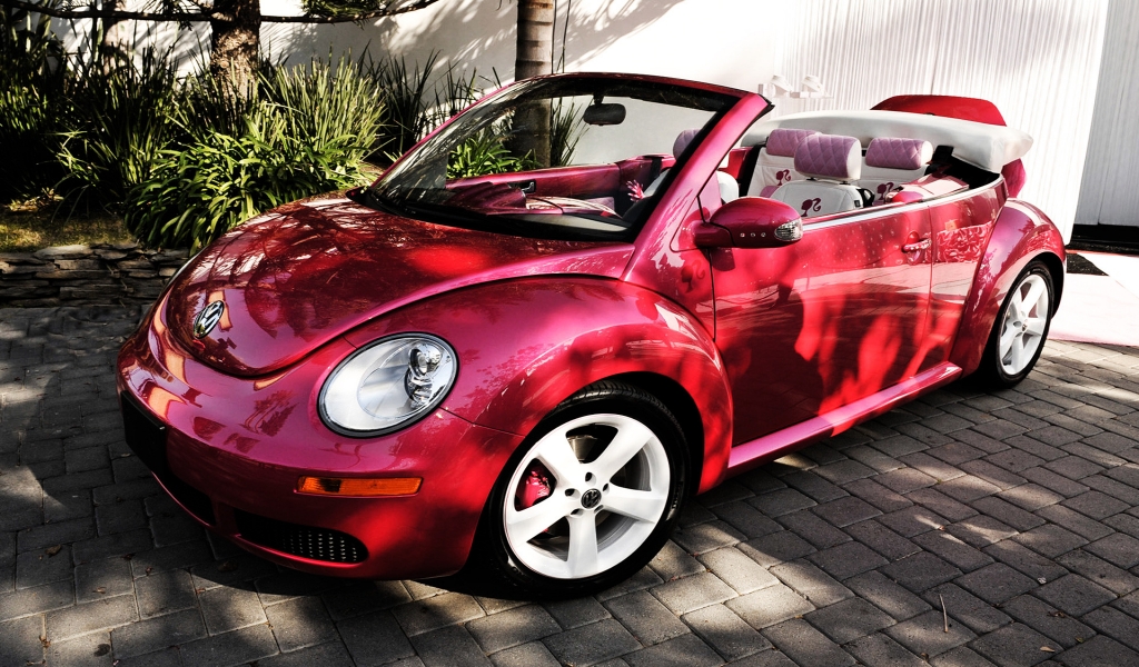 VW Beetle Barbie for 1024 x 600 widescreen resolution