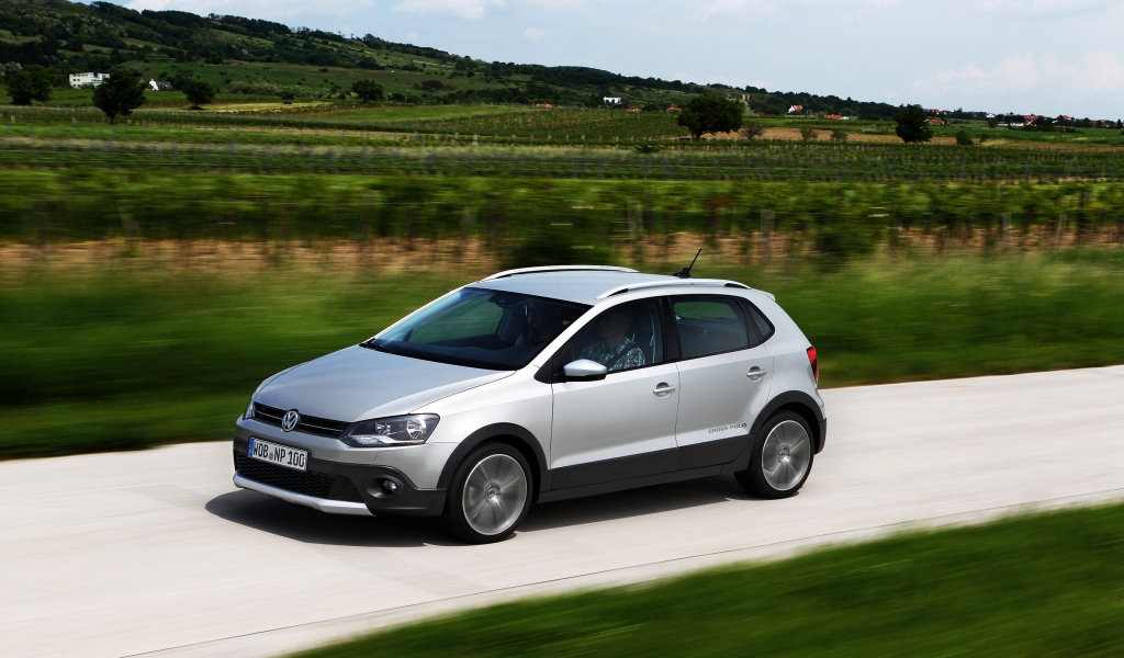 VW Crosspolo 2011 for 1024 x 600 widescreen resolution