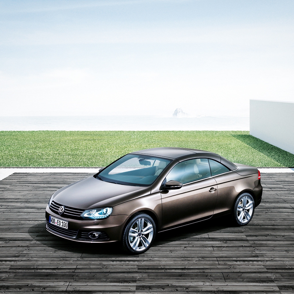 VW EOS Closed 2011 for 1024 x 1024 iPad resolution