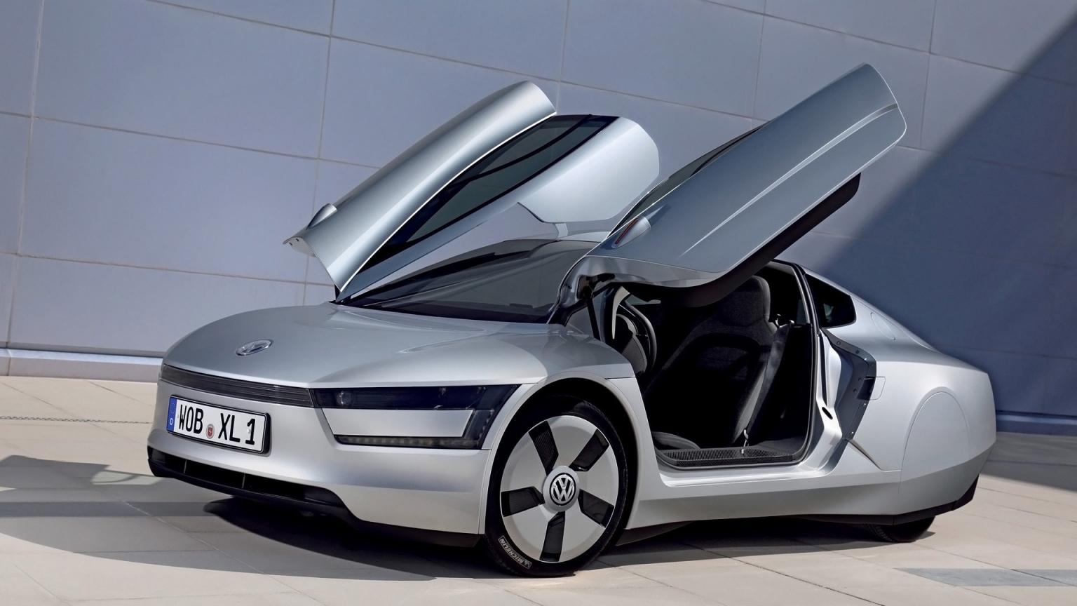 VW XL1 for 1536 x 864 HDTV resolution