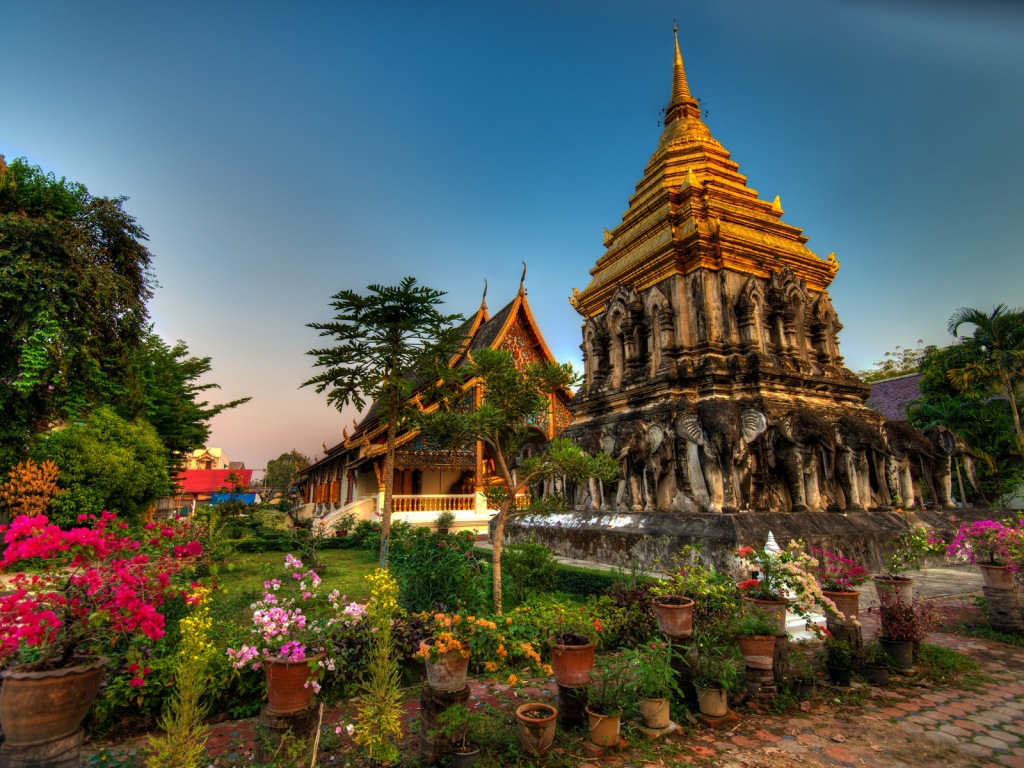 Wat Chiang Man Thailand for 1024 x 768 resolution