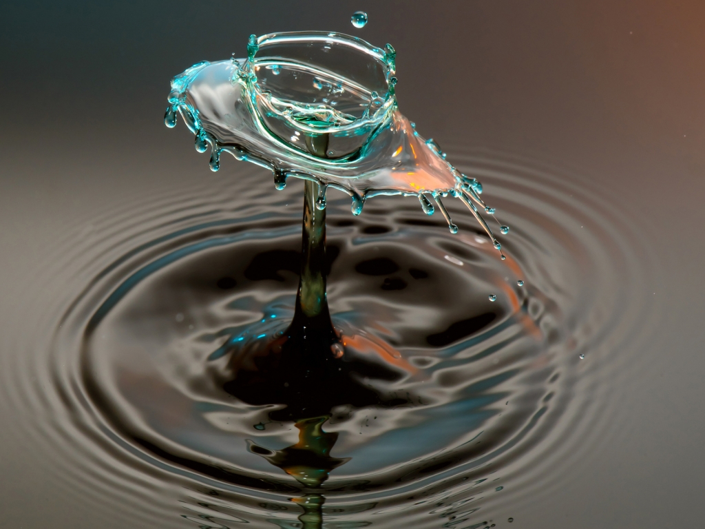 Water Splash for 1024 x 768 resolution