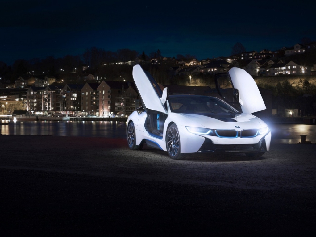 White BMW I8 Concept for 1024 x 768 resolution