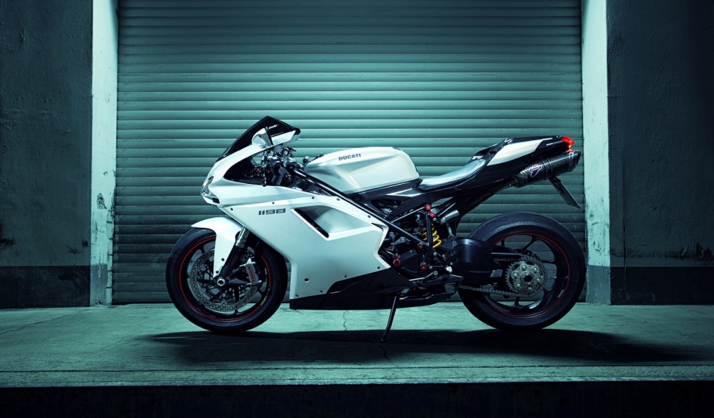 White Ducati 1198 for 1024 x 600 widescreen resolution