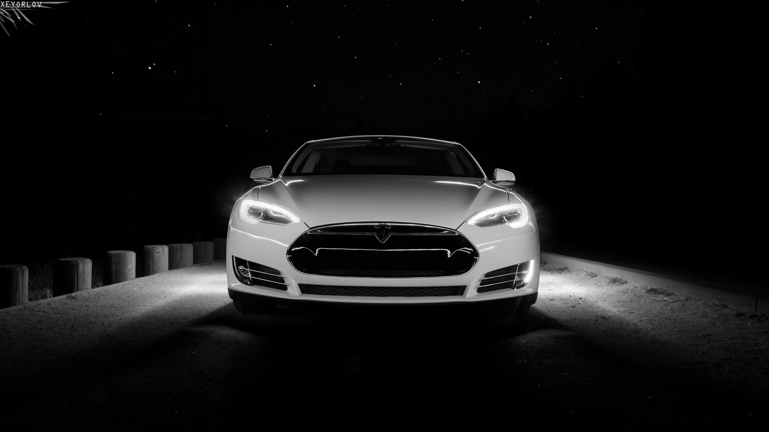 White Tesla Front  for 2560x1440 HDTV resolution
