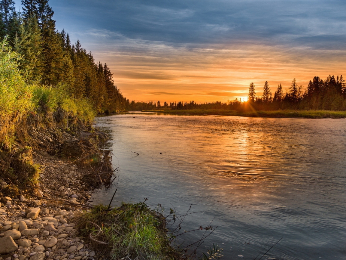 Wonderful Sunset Over the River for 1152 x 864 resolution