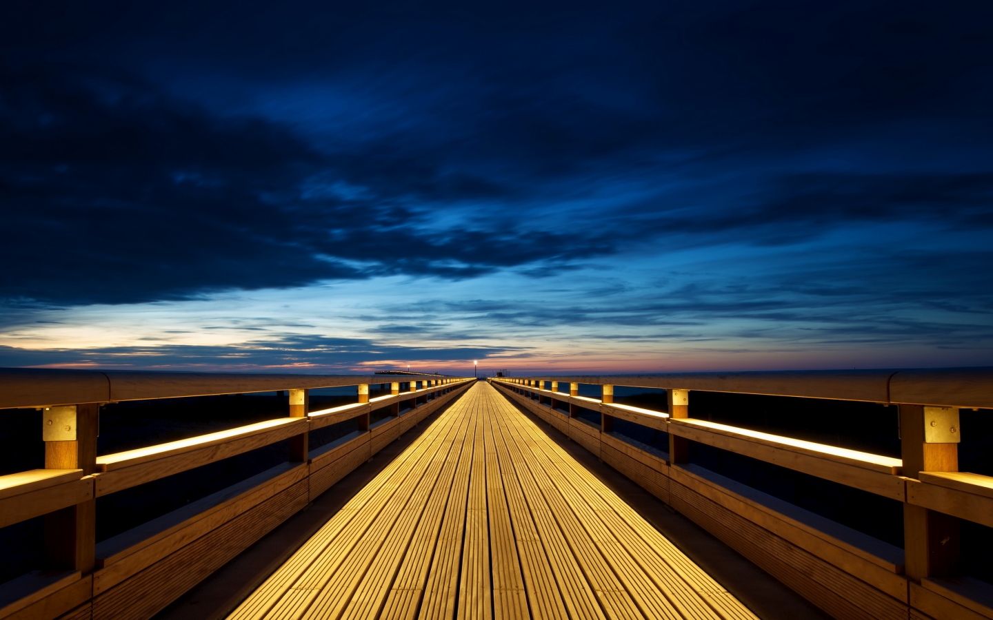 Wood Bridge for 1440 x 900 widescreen resolution