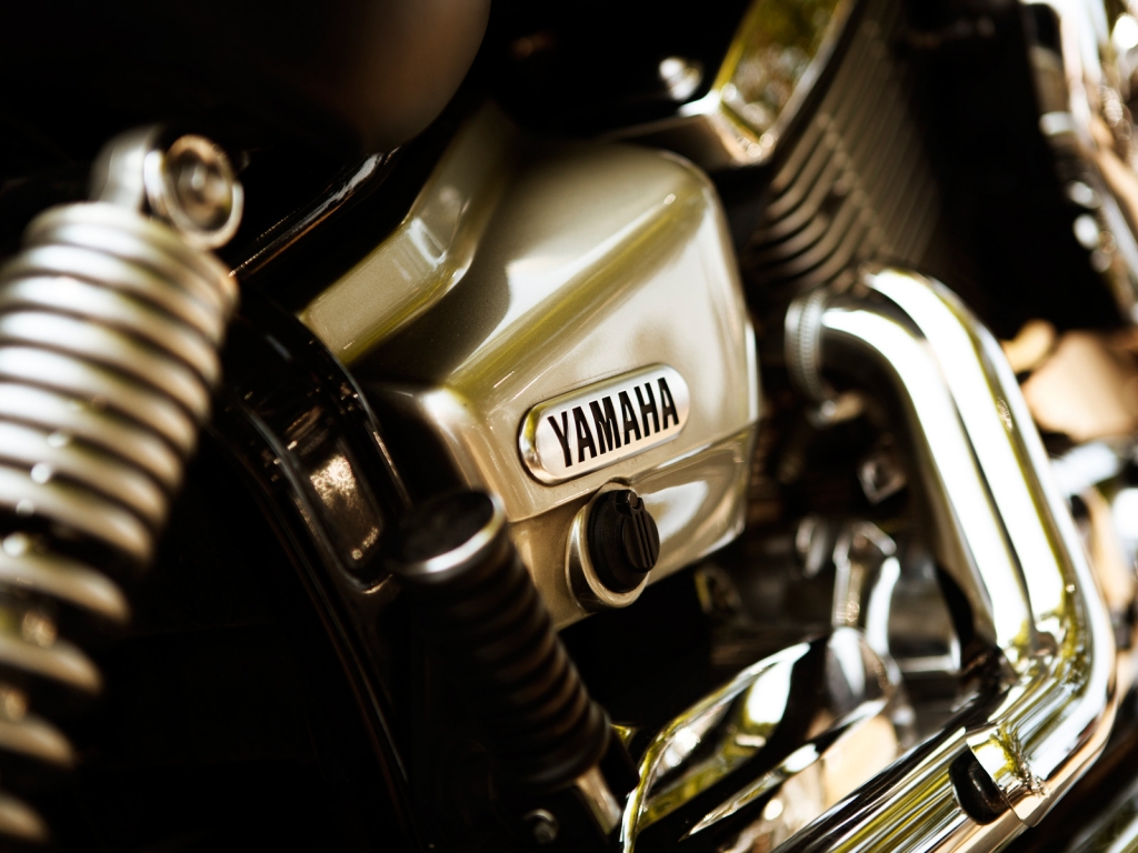 Yamaha bike Close-Up for 1024 x 768 resolution