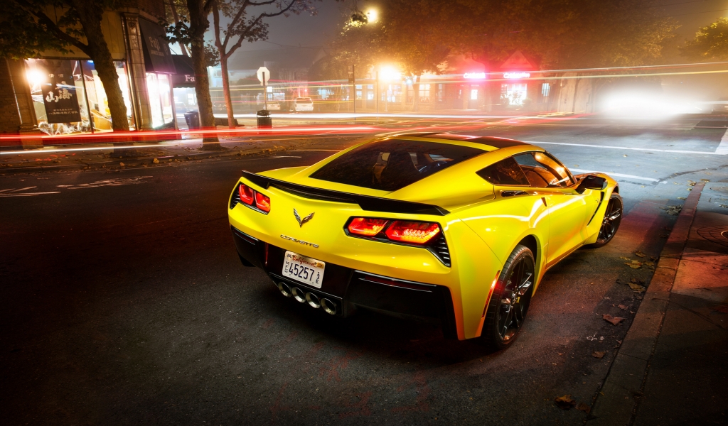 Yellow Chevrolet Corvette Stingray  for 1024 x 600 widescreen resolution