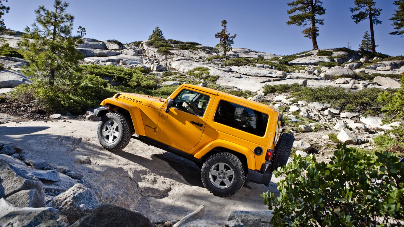 Yellow Jeep Wrangler for 1366 x 768 HDTV resolution