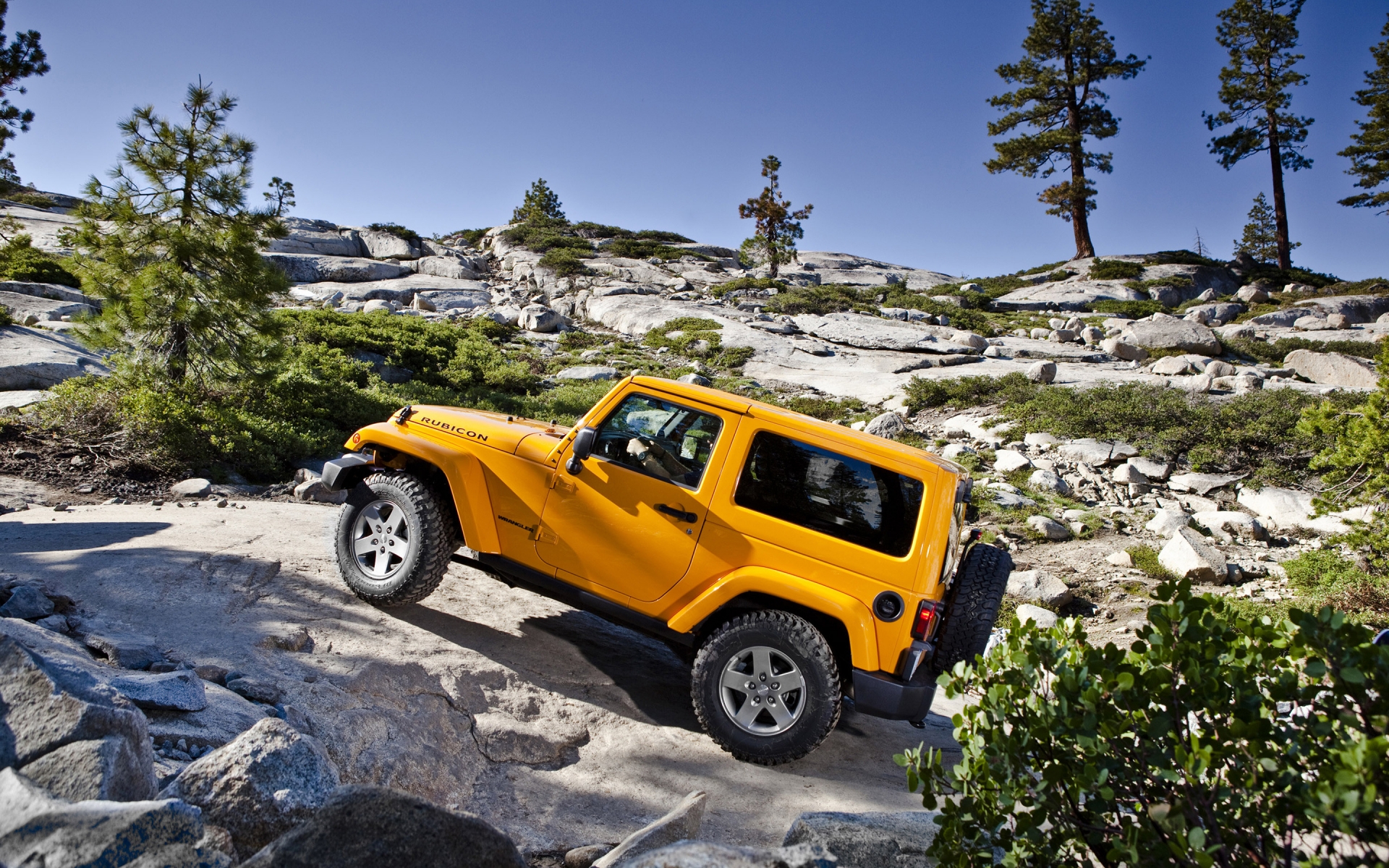 Yellow Jeep Wrangler for 1920 x 1200 widescreen resolution