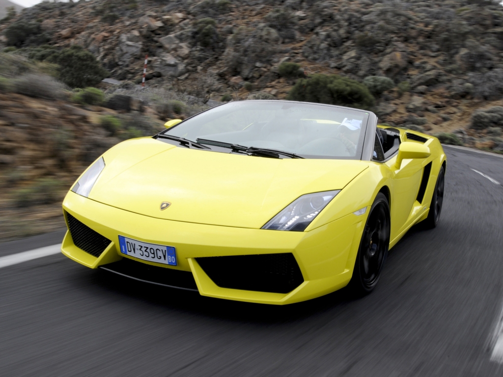 Yellow Lamborghini Gallardo LP560 4 Spyder  for 1024 x 768 resolution