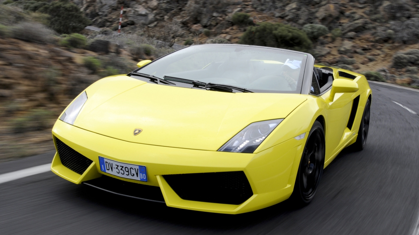 Yellow Lamborghini Gallardo LP560 4 Spyder  for 1366 x 768 HDTV resolution