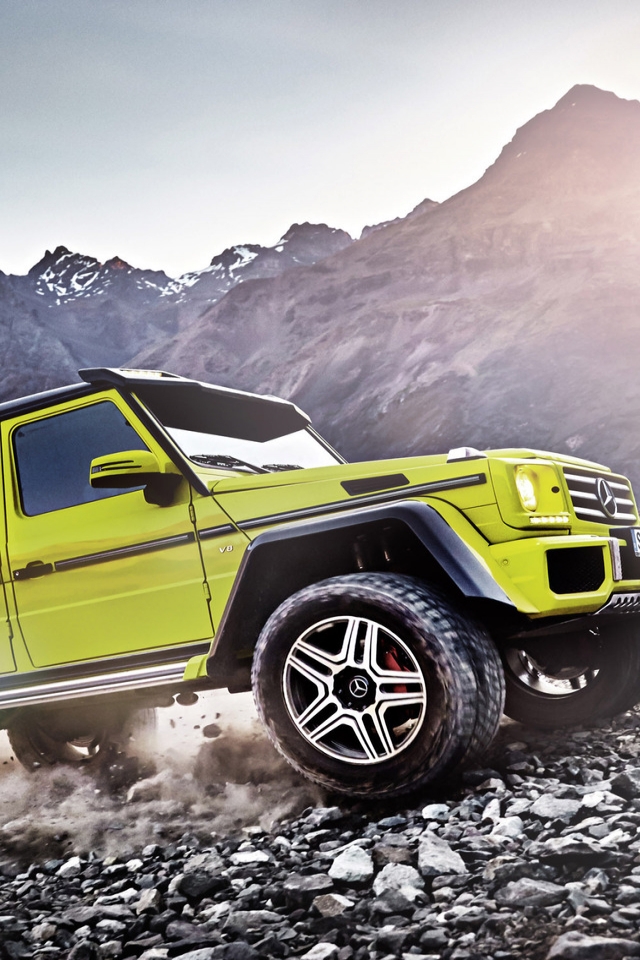 Yellow Mercedes Benz G Class 201 for 640 x 960 iPhone 4 resolution