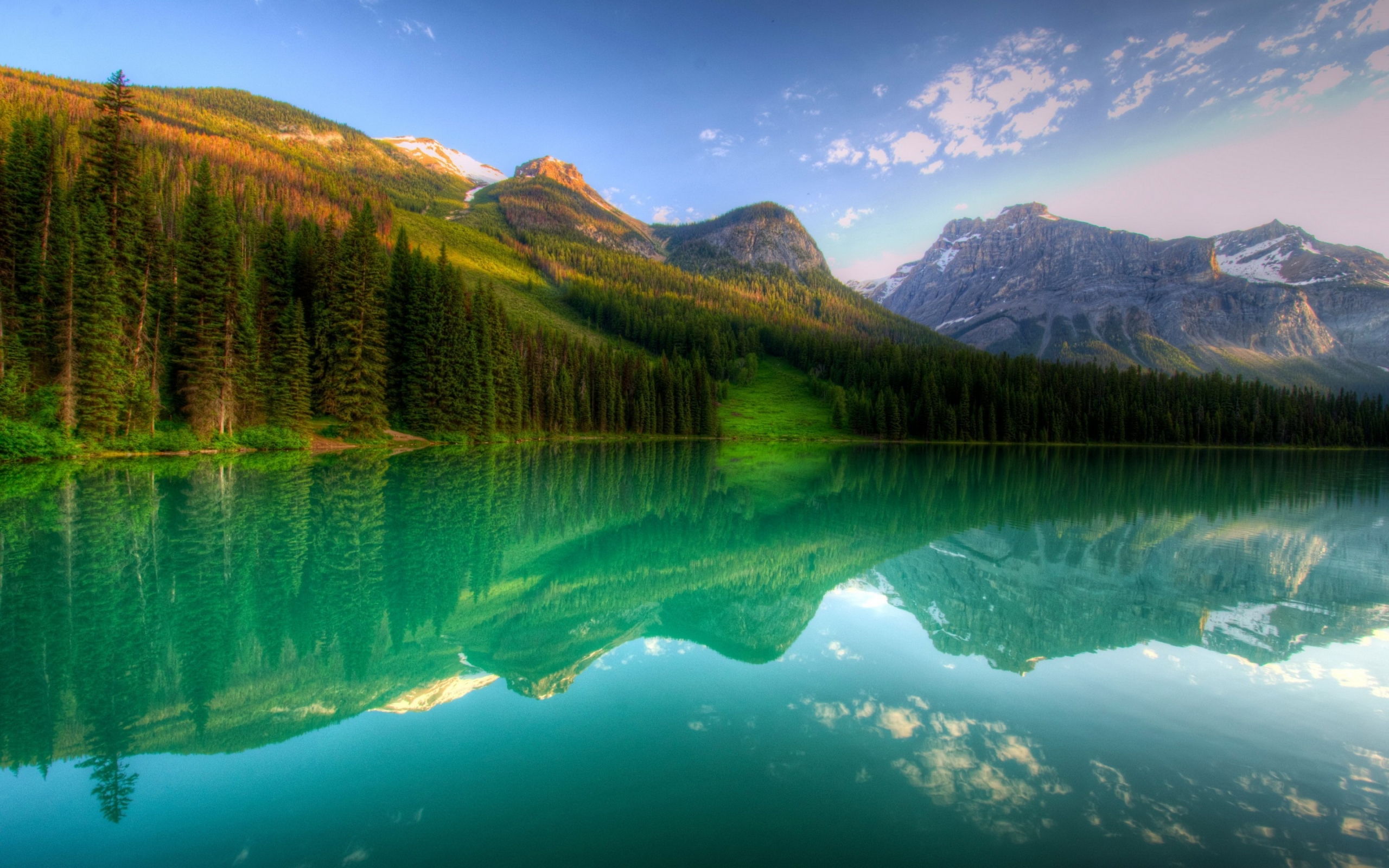 Yoho Lake Canada for 2560 x 1600 widescreen resolution