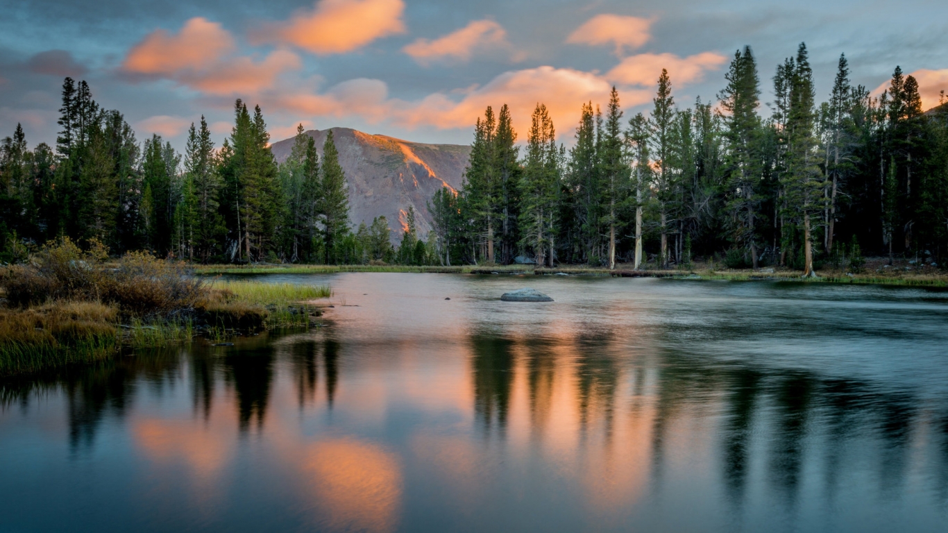 Yosemite National Park for 1366 x 768 HDTV resolution