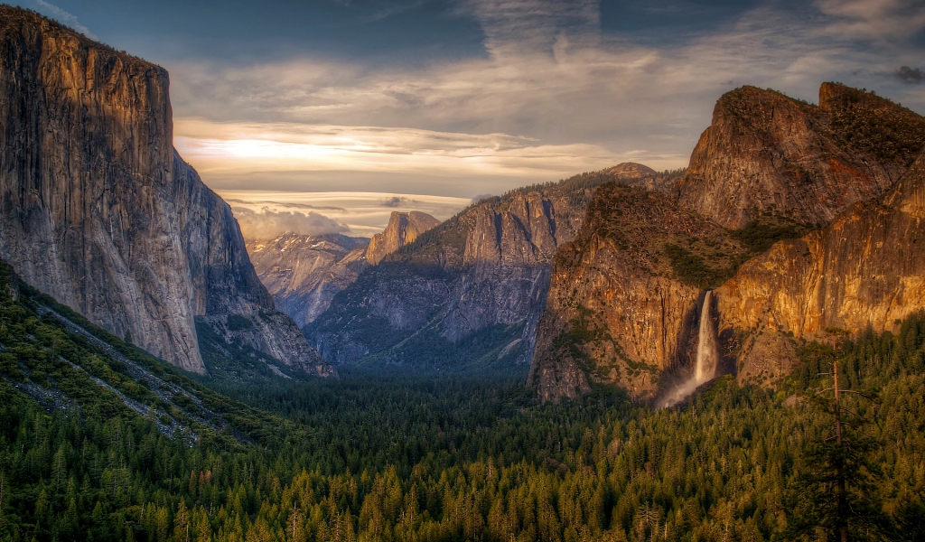 Yosemite National Park Landscape for 1024 x 600 widescreen resolution