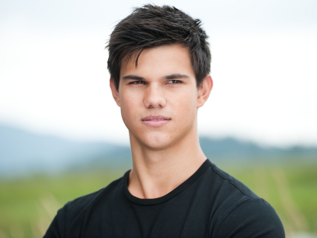 Young Taylor Lautner for 1024 x 768 resolution