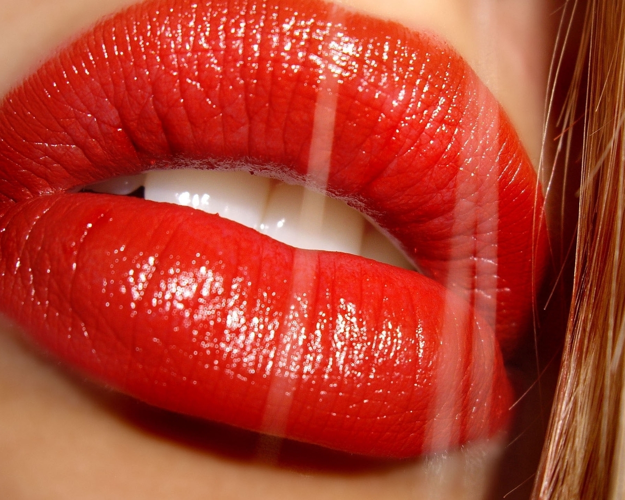 Yummy Red Lips for 1280 x 1024 resolution