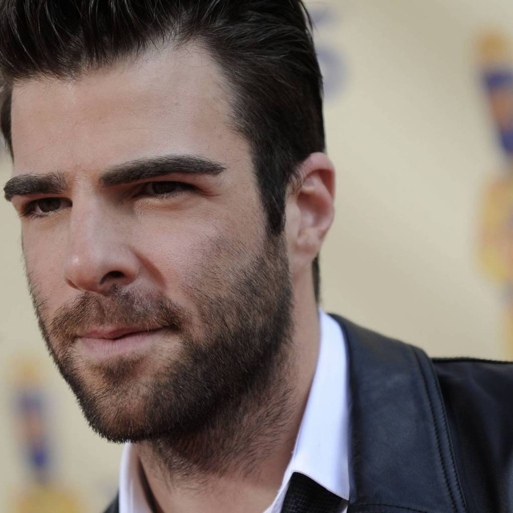 Zachary Quinto Actor for 1024 x 1024 iPad resolution