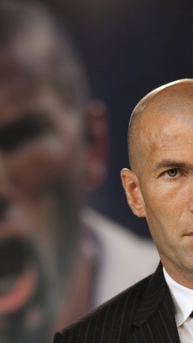 Zinedine Zidane for 640 x 1136 iPhone 5 resolution