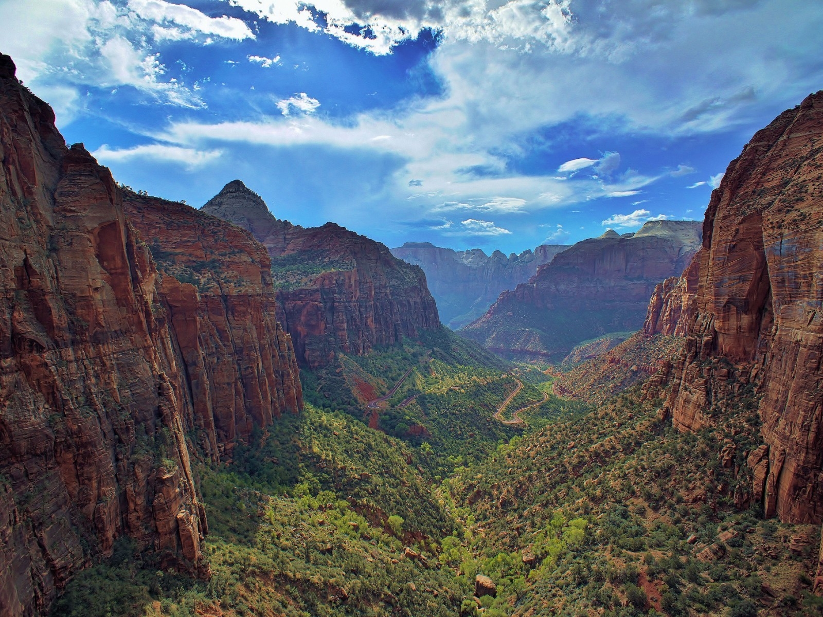 Zion National Park for 1600 x 1200 resolution